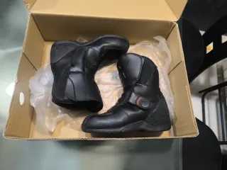 Botas Alpinestars Negras talla 36