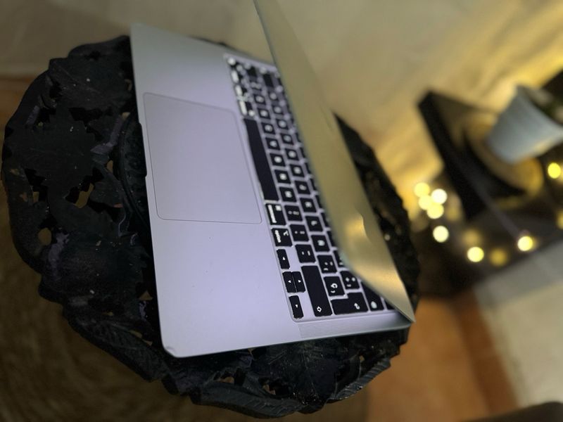 MacBook Air M1 2020 Plata/Gris Espacial afbeelding 4