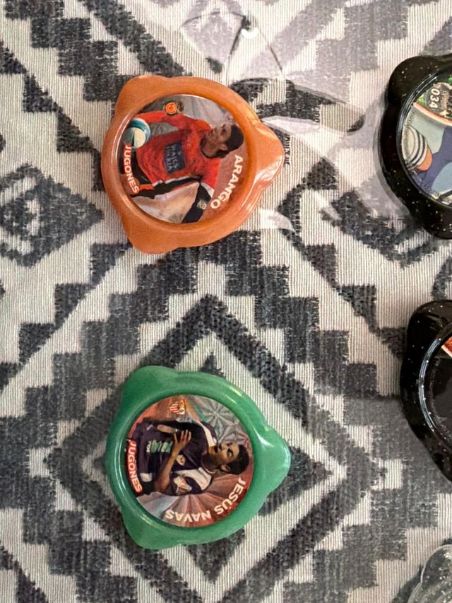 LOTE TAZOS KRAKS CAMPEONES – OLIVER Y BENJI