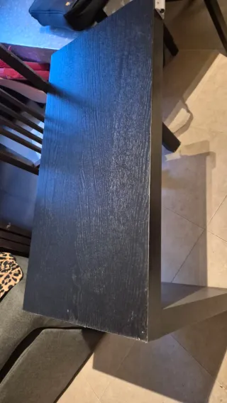 Mesa de comedor negra