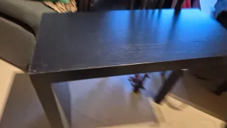 Mesa de comedor negra