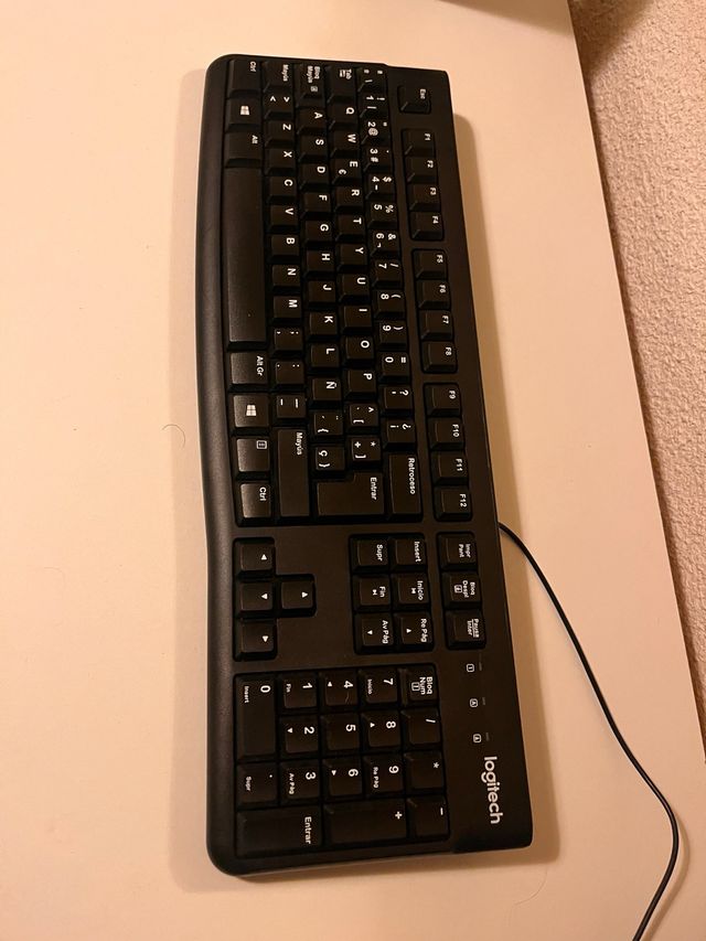 Teclado Logitech K120 Negro