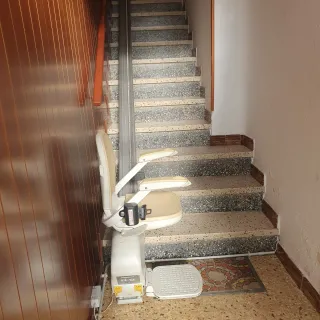 Silla Salvaescalera recta SSR130 Seminueva