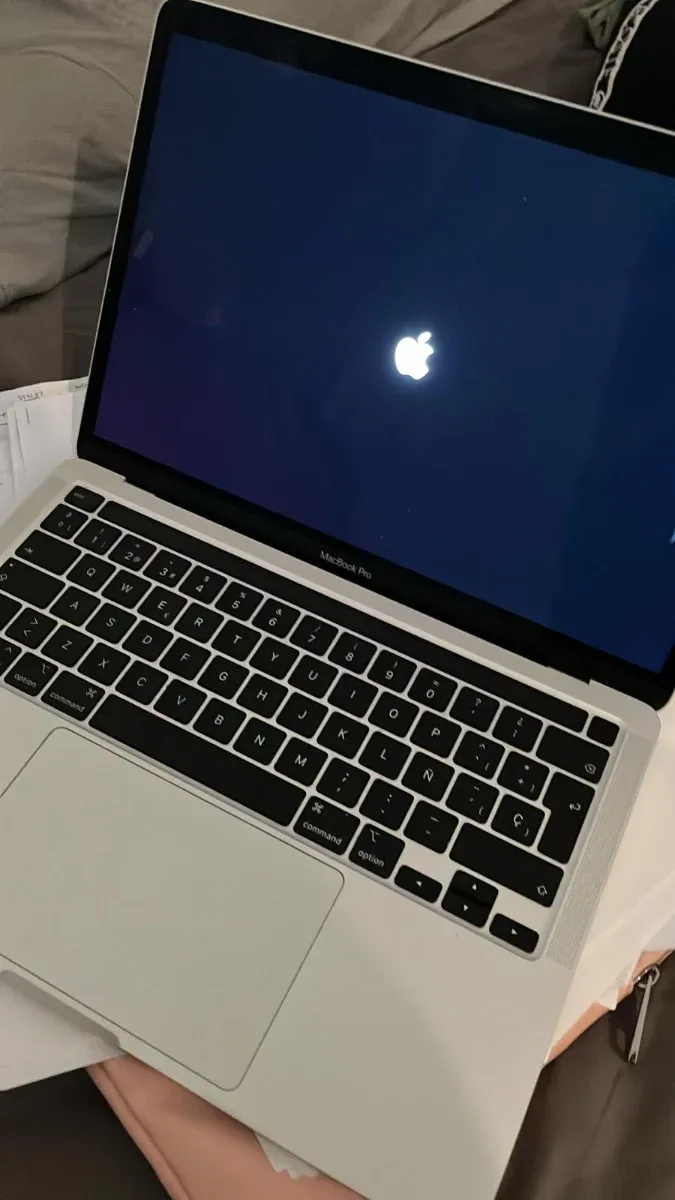 MacBook Pro 2020 Plata