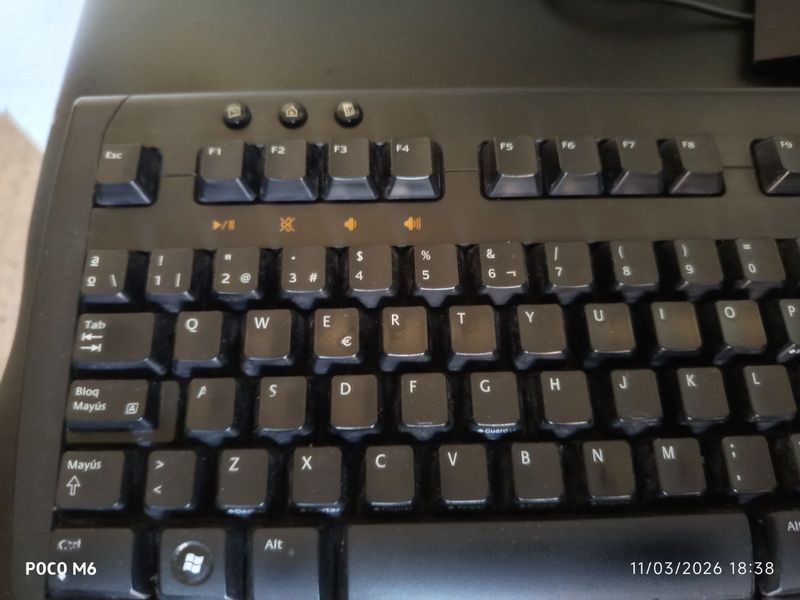 Logitech Deluxe 660 Teclado Inalámbrico afbeelding 7