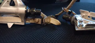 Pedales Shimano clásicos