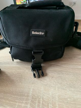 Cámara Panasonic Lumix FZ42 con funda