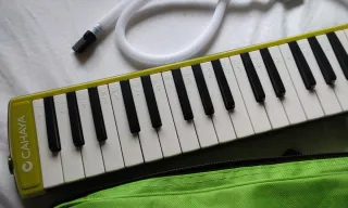 Melódica CAHAYA 32 Teclas