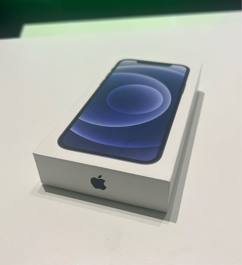 Caja iPhone 12