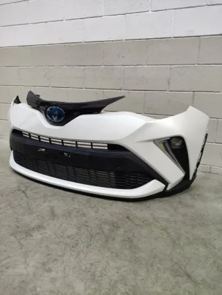 Parachoques delantero Toyota C-HR de 2022