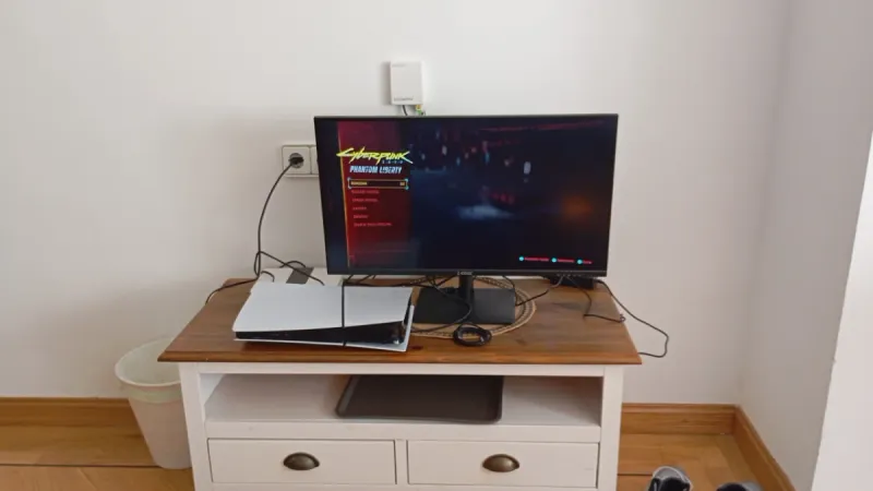 Monitor 4K Z-Edge Negro en Caja