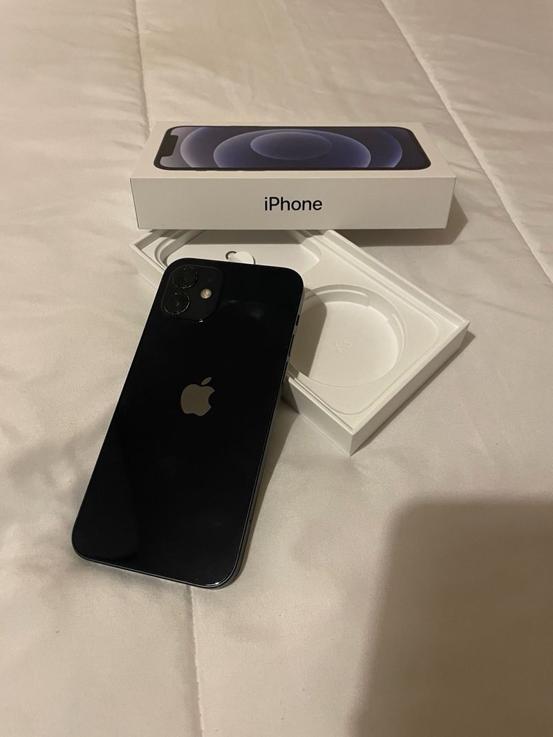 iPhone 12 Negro afbeelding 3