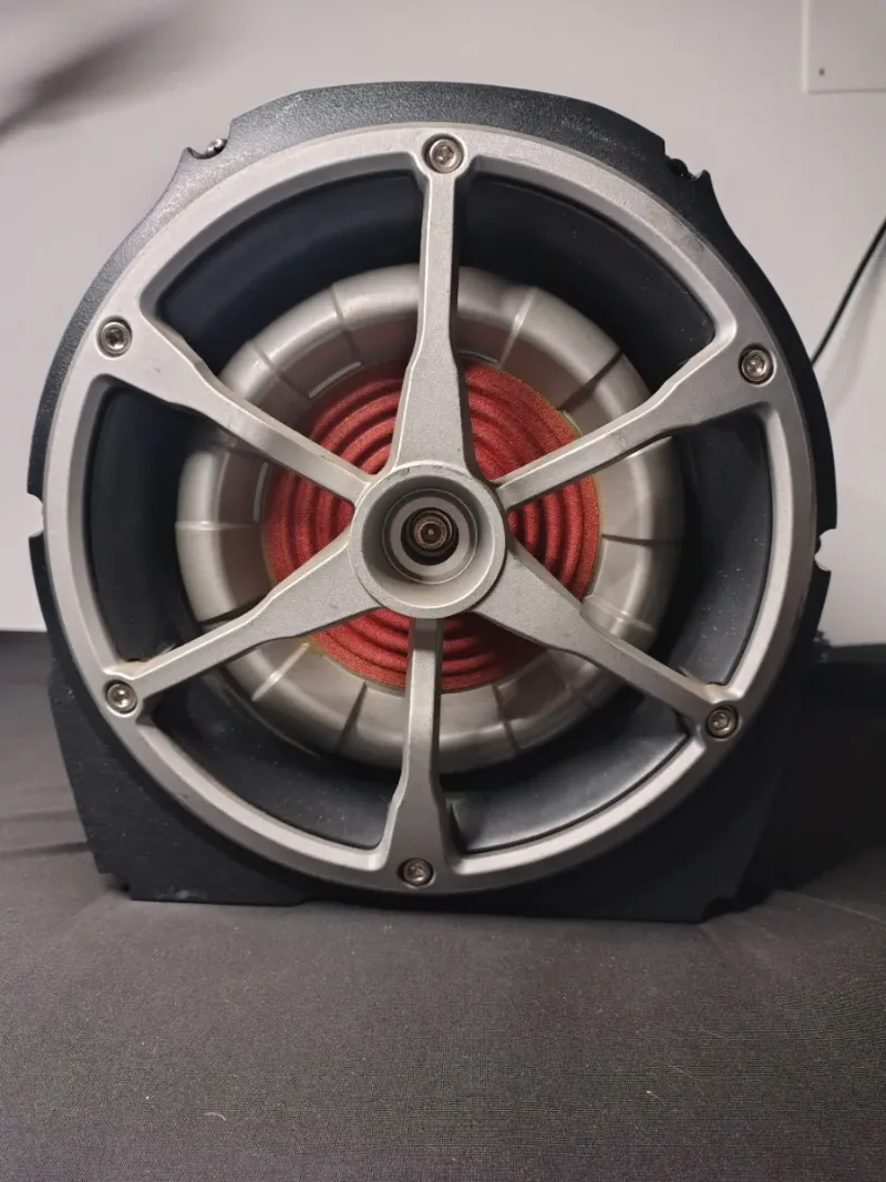 Subwoofer Pioneer TS-WX20LPA 200w en excelentes condiciones con cinturón afbeelding 4