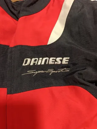 Chaqueta Dainese Super Sport Moto Negra/Roja