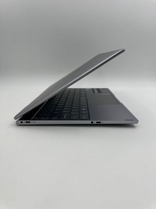 Medion 2-en-1 i5 8GB RAM 238GB SSD Táctil