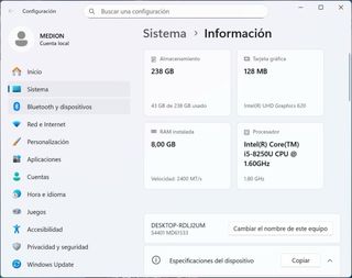 Medion 2-en-1 i5 8GB RAM 238GB SSD Táctil