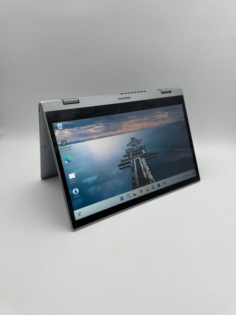 Medion 2-en-1 i5 8GB RAM 238GB SSD Táctil afbeelding 9