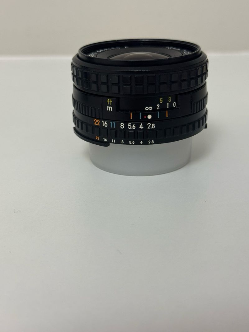 Nikon 28mm f/2.8 Serie E - Compacto y nítido afbeelding 4