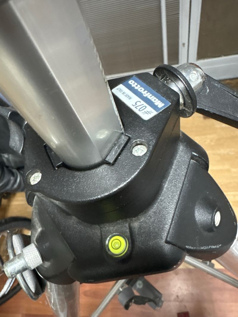 Trípode Manfrotto afbeelding 2