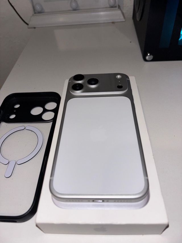 iPhone 17 Pro Max 256GB Gris