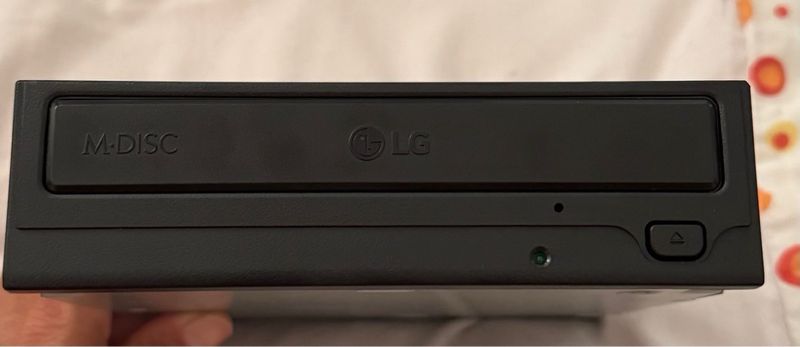 DVD Writer PC Desktop LG model GH24NSD1 afbeelding 2