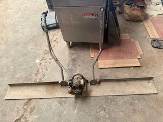 Regla vibratoria para hormigón