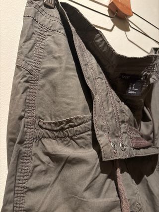 Pantalones cargo verdes