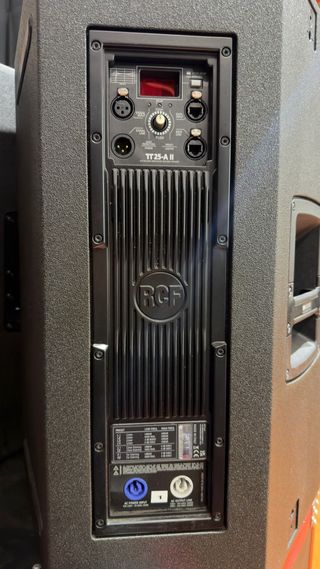 2 RCF TT25-mk2 Impolutas