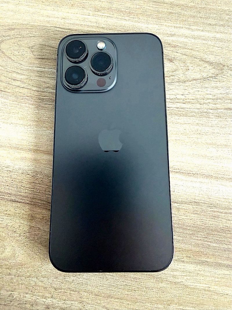 iPhone 13 Pro 256 GB Space Gray afbeelding 2