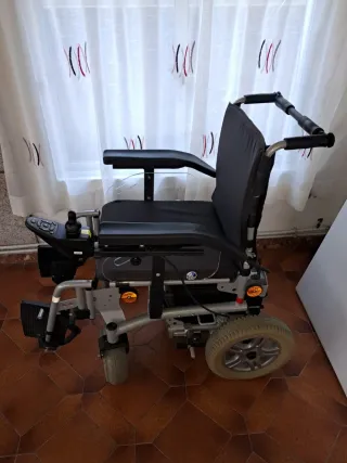 Silla de ruedas eléctrica