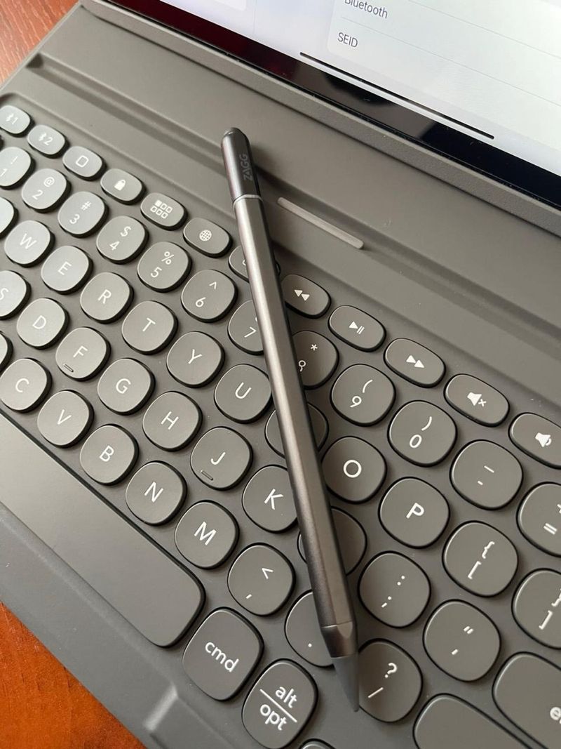 iPad Pro 12.9 5ª Gen + Teclado + Pencil afbeelding 2