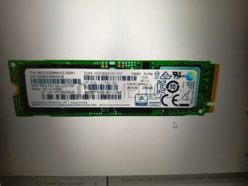 SSD Samsung Nvme M.2 sata 256GB MZVLQ256HAJD-000h1