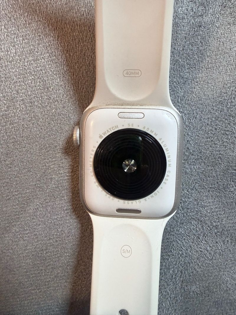 Apple Watch SE 40mm Plata afbeelding 2
