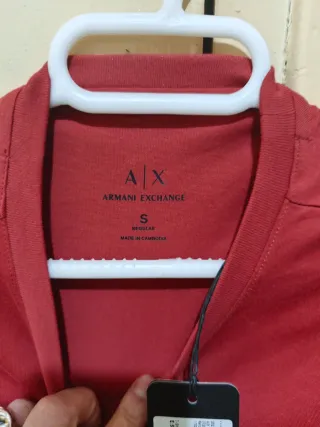 Camiseta Armani Exchange Roja Talla M