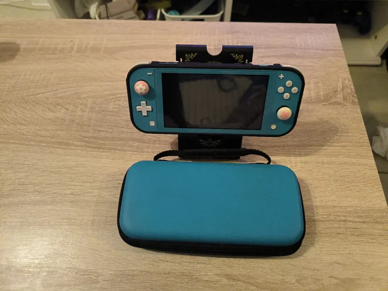Nintendo Switch Lite Turquesa + Funda y accesorios