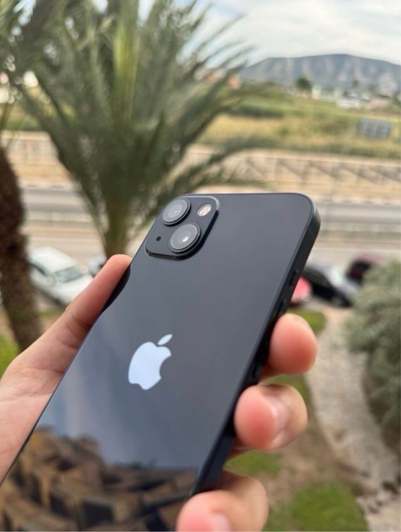 iPhone 13 100% Bateria