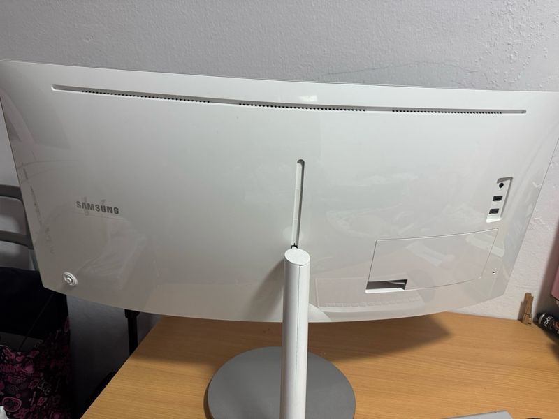 Vendo monitor curvo Samsung C34J791 de 34 pulgadas afbeelding 2