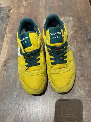 Zapatillas Saucony Amarillas y Verdes