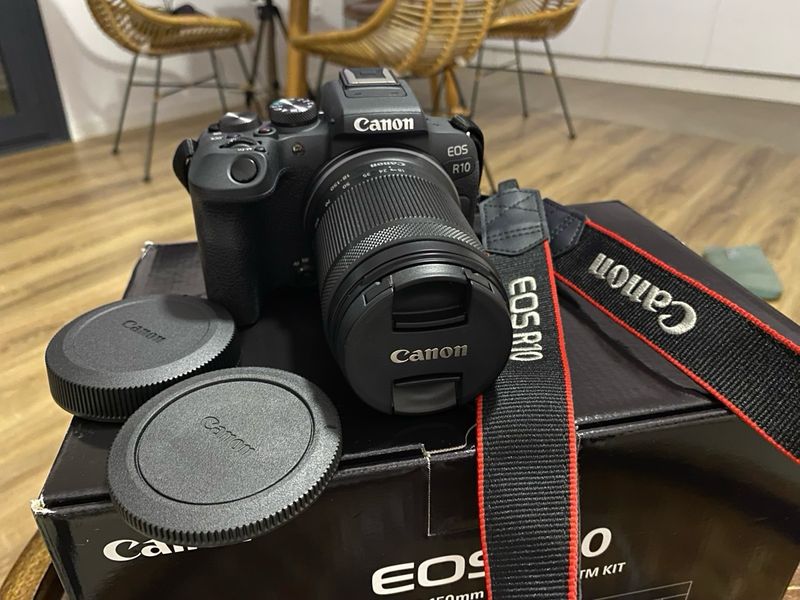 Canon EOS R10 Cámara Mirrorless Kit afbeelding 7