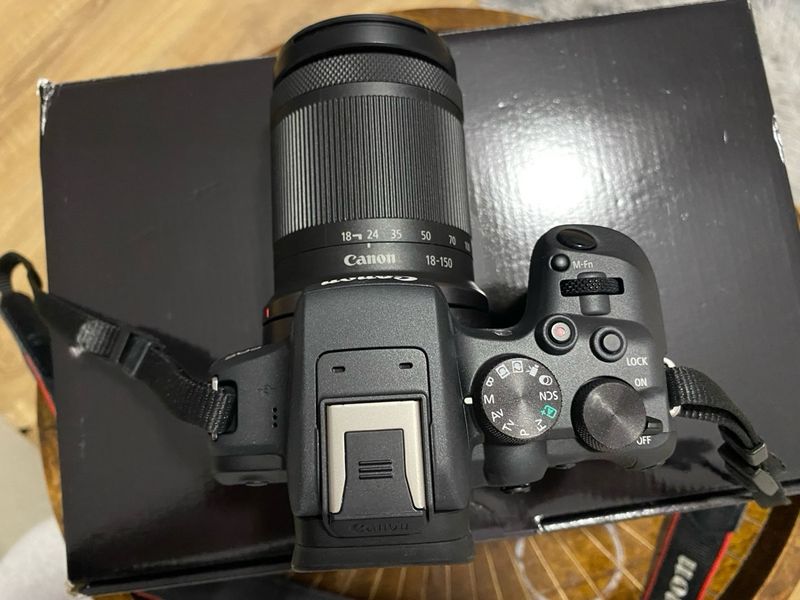 Canon EOS R10 Cámara Mirrorless Kit afbeelding 5