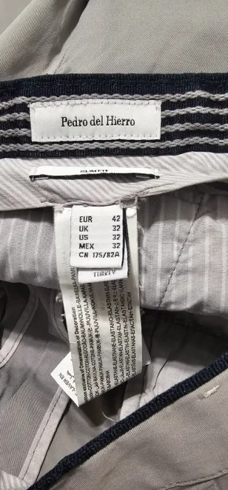 Pantalón chino Pedro del Hierro gris