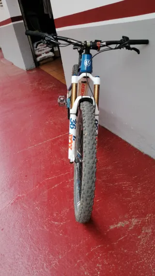 Bici Mtb Eléctrica Doble Suspensión