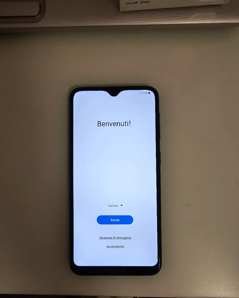 Samsung A10 color negro