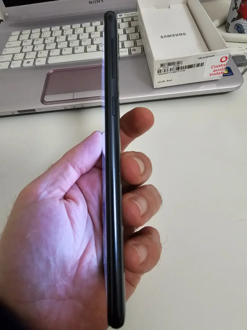 Samsung A10 color negro afbeelding 5