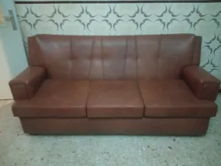 Sofá 3 plazas marrón