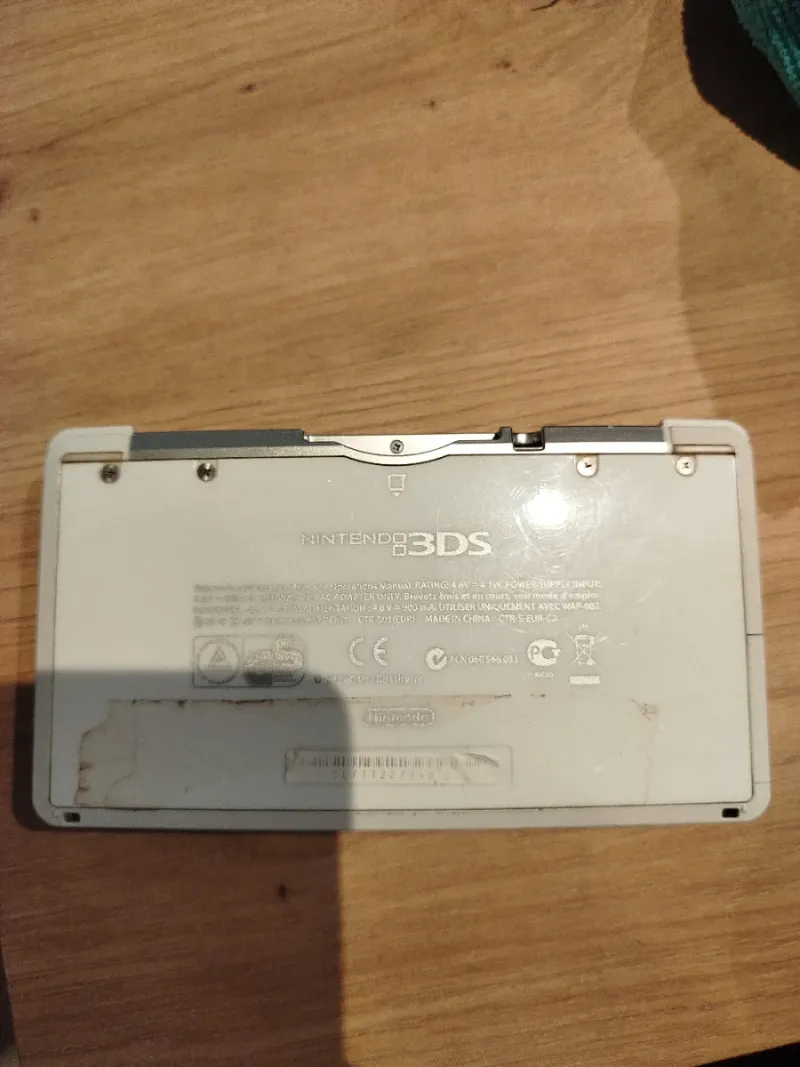 Nintendo 3DS Blanca para piezas afbeelding 2