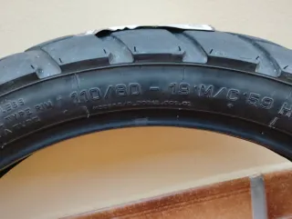 Neumático Metzeler Tourance 110/80 R 19 59V