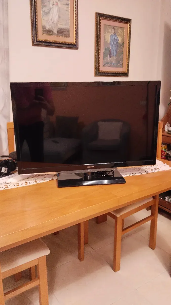 TV Toshiba 32" + Xiaomi TV Stick (Smart TV) afbeelding 3
