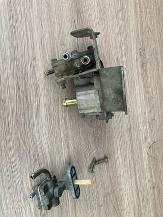 Bomba gasolina Hyosung Aquila 650