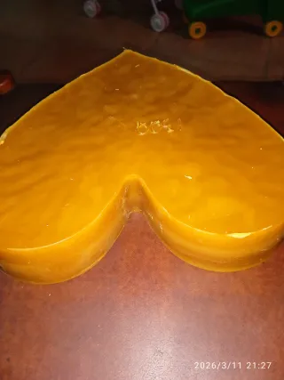 Cera de abeja natural corazón 1300